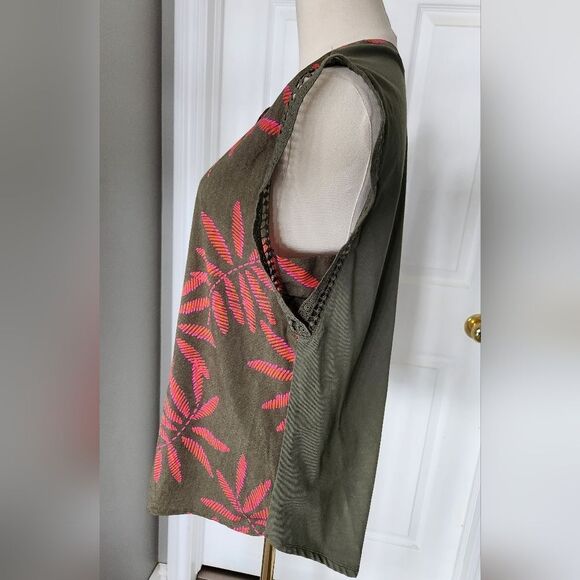 NWOTโa new day brand sleeveless top - Size Medium - Picture 6 of 8